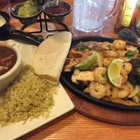 Photo taken at Chili&#39;s Grill &amp; Bar by Marisol G. on 2/14/2015