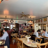 Foto diambil di Restaurant Les Années Folles oleh Jacques L. pada 5/27/2019