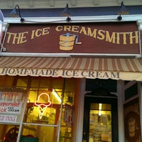 Photo taken at The Ice Creamsmith by Veronica C. on 11/22/2014