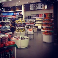 Photo taken at Hershey&amp;#39;s Chocolate World by Romster R. on 12/11/2012