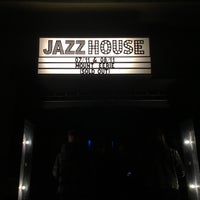Photo taken at Jazzhouse by Signe Elin G. on 11/7/2017