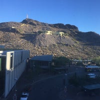 Foto tomada en Residence Inn by Marriott Tempe Downtown/University  por Ross S. el 11/14/2016