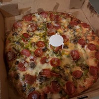 Foto tomada en The Ohio Pizza Parlour (O.P.P.)  por Ross S. el 1/18/2023