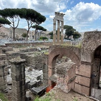 Photo taken at Foro di Cesare by Ross S. on 5/9/2023