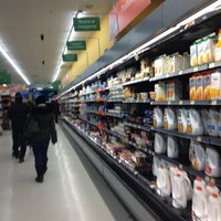 1/27/2013 tarihinde Alniedawn E.ziyaretçi tarafından Walmart Supercentre'de çekilen fotoğraf