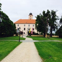 Photo taken at Schloss Vösendorf by Calvin on 5/17/2014