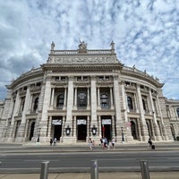 Photo taken at Burgtheater by Rodrigo P. on 8/11/2022