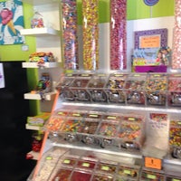 6/14/2014にBonnie P.がBerry&amp;#39;s Ice Cream &amp;amp; Candy Barで撮った写真