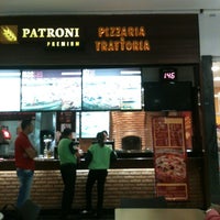 Photo taken at Patroni Pizza by Alek-sander M. on 11/12/2012