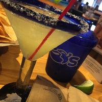 Photo taken at Chili&amp;#39;s Grill &amp;amp; Bar by eRiC r. on 11/3/2016