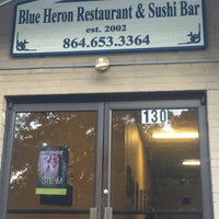 Das Foto wurde bei Blue Heron Restaurant &amp;amp; Sushi Bar von Donna M. am 6/4/2016 aufgenommen