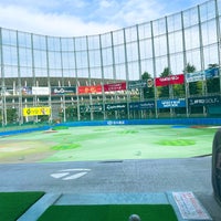 Photo taken at Meiji Jingu Gaien Golf Driving Range by Yukari I. on 5/5/2022