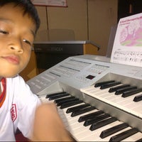 Photo taken at Piano Jaya - Yamaha Music school by yuni d. on 5/21/2013