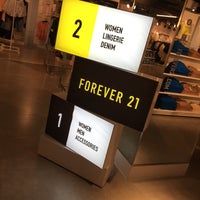 Photo taken at Forever 21 by Vanessa A. on 11/10/2017