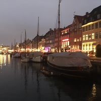 Photo taken at Nyhavn by Aycan G. on 1/26/2017