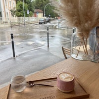 Foto diambil di Gardelli Specialty Coffees oleh Sakura pada 8/5/2023