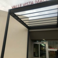 Das Foto wurde bei Valle Vista Mall von ᴡ V. am 1/25/2019 aufgenommen
