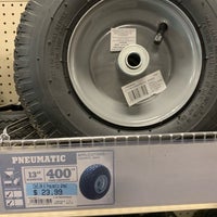 Photo taken at Tractor Supply Co. by ᴡ V. on 6/17/2019