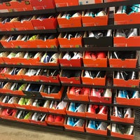 nike outlets mercedes