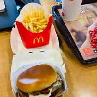 Photo taken at McDonald&amp;#39;s by Charly I. on 6/7/2021