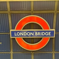 Photo taken at London Bridge London Underground Station by 𝗙𝗮𝗿𝗶𝘀 . on 6/1/2023