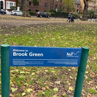 Photo taken at Brook Green by 𝗙𝗮𝗿𝗶𝘀 . on 11/10/2022