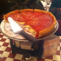 Photo taken at Giordano&amp;#39;s by Myneco Taylor R. on 11/30/2013