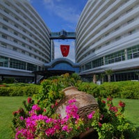 Foto tirada no(a) Miracle Resort Hotel por Yahya Kemal K. em 10/19/2012