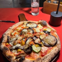Das Foto wurde bei Why Not Italian Food von Linh N. am 7/24/2023 aufgenommen