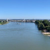 Photo taken at Kölner Seilbahn by Leonid B. on 9/6/2023