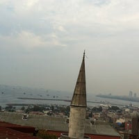 Photo taken at Sultanahmet park otel by Enez on 10/2/2012