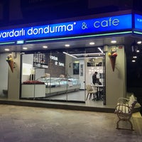 Photo taken at Vardarlı Dondurma by Ediz U. on 4/20/2018