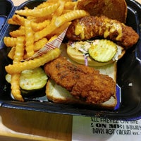 Photo taken at Dave&amp;#39;s Hot Chicken by Chris A. on 2/27/2022