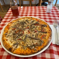 Photo taken at Pizano Pizzeria by Hüseyin Akın Y. on 1/24/2023