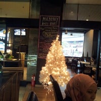 12/5/2013에 Suraya M.님이 Mulberry Restaurant &amp;amp; Bar에서 찍은 사진