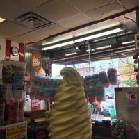 Photo taken at William&amp;#39;s Candy Shop by Tom M. on 7/31/2020