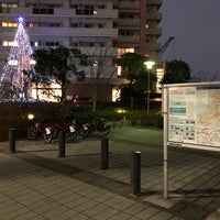 Photo taken at H1-17.Shinonome Mizube Park - Tokyo Koto City Bike Share by けにえる 隅. on 12/31/2017