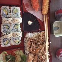 Photo taken at Sushi Tako Oishi by Sil G. on 7/4/2017