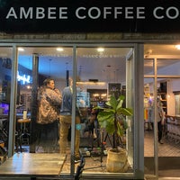รูปภาพถ่ายที่ Ambee Coffee Co. โดย ✌ Michael F. เมื่อ 11/17/2022
