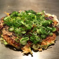 Photo taken at Okonomiyaki Kiji by Satoshi H. on 2/6/2017