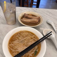 Photo taken at Ng Ah Sio Pork Ribs Soup Eating House by Brian F. on 11/21/2023
