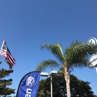 9/17/2016에 David O.님이 Volkswagen Santa Monica에서 찍은 사진