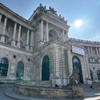 Foto tirada no(a) Hofburg por Ahmet Ü. em 3/6/2024