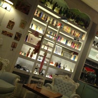 9/27/2012にEylül Y.がTein The Extraordinary Tea Houseで撮った写真
