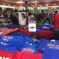 Photo taken at Modell&amp;#39;s Sporting Goods by Robert C. on 10/22/2015