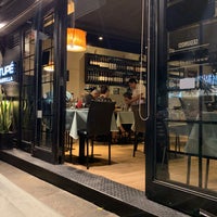 Photo taken at TUPÉ by Helena S. on 12/6/2019