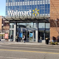 Photo taken at Walmart Supercenter by ᴡᴡᴡ.Bob.pwho.ru E. on 3/16/2019