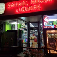 Photo taken at Barrel House Liquors by ᴡᴡᴡ.Bob.pwho.ru E. on 8/11/2019