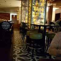 9/28/2016에 ᴡᴡᴡ.Bob.pwho.ru E.님이 Marin Restaurant &amp;amp; Bar에서 찍은 사진