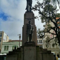 Photo taken at Praça Tiradentes by Oliver Jacques C. on 4/1/2017